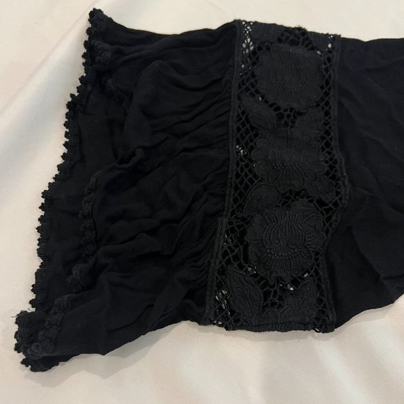 L*Space Black Cover-Up - Picture 3 of 4